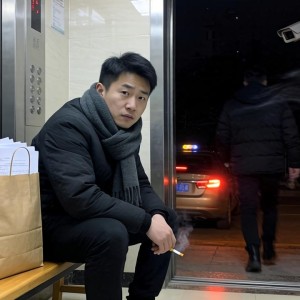 我陪省里借调领导坐凉板凳，他调走前留话：省组织部缺人，你行